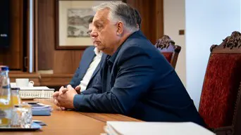 Orbán Viktor összerántotta csapatát, hogy utána bejelentse a SEMMIT