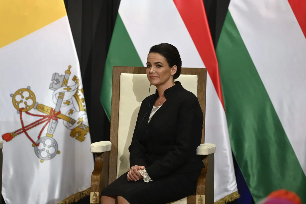 A magyarok 45 százaléka nem tud róla, hogy Novák Katalin Magyarország köztársasági elnöke
