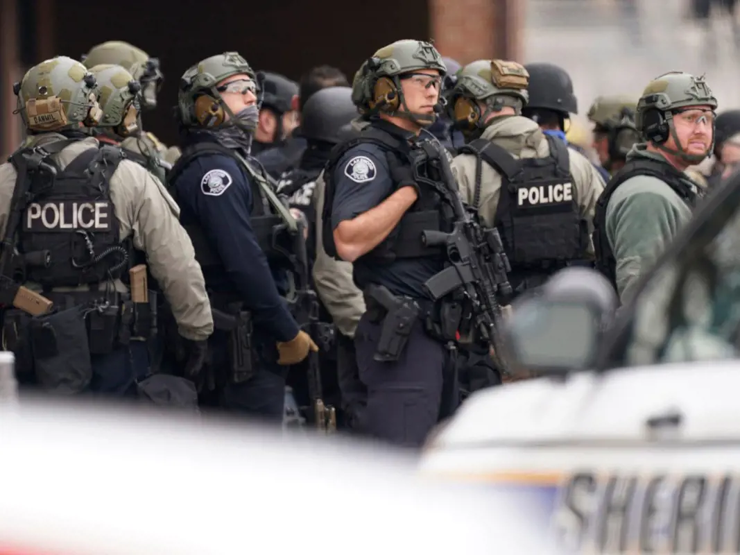 Elkapták az amerikai hatóságok azt a férfit, aki nyolc embert lőtt agyon Indianapolisban