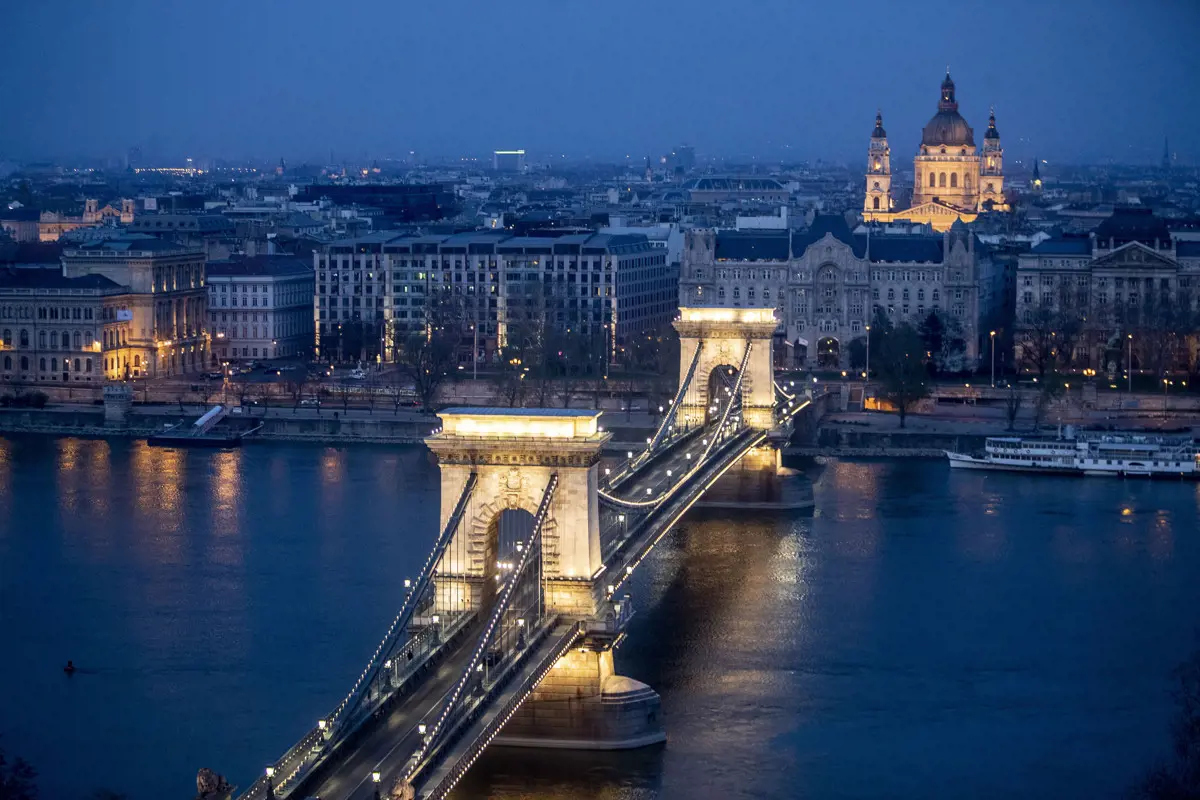 A kormány teljesen átvállalhatja néhány budapesti fejlesztés költségét