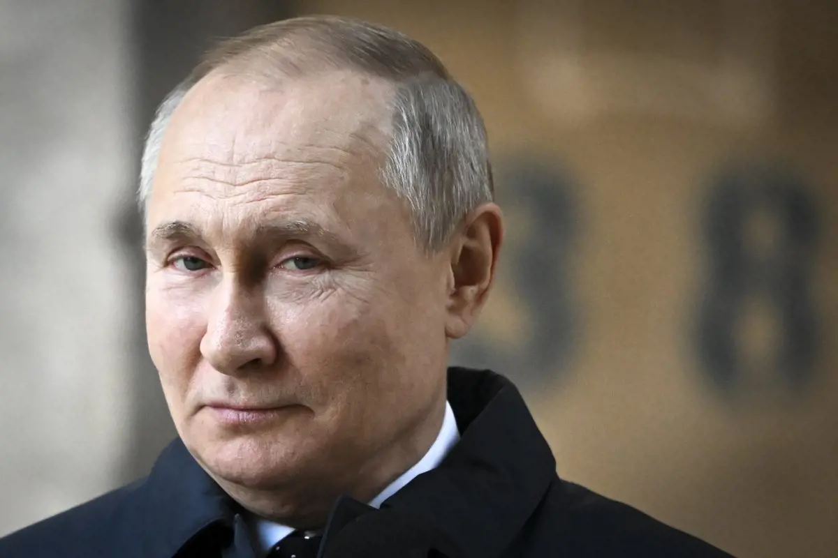 Putyin felszólította az EU-t, hogy gyakoroljon nyomást Kijevre a humanitárius jog tiszteletben tartása érdekében