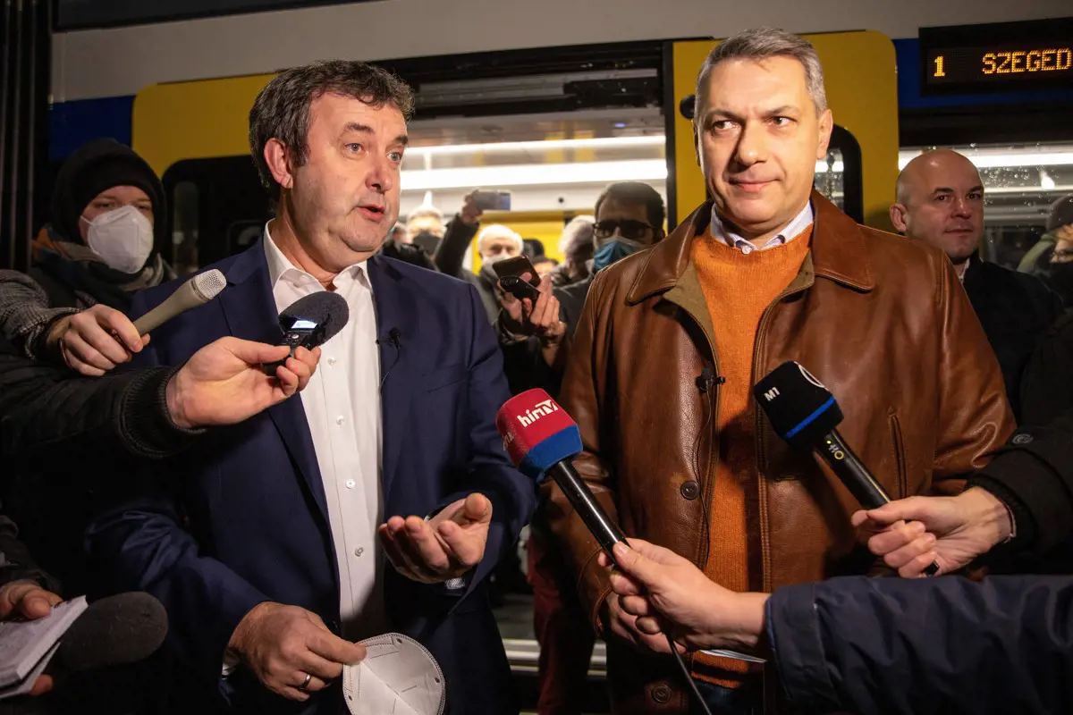 Orbán Viktor plusz feladatköröket adott Lázár János és Nagy Márton minisztériumának