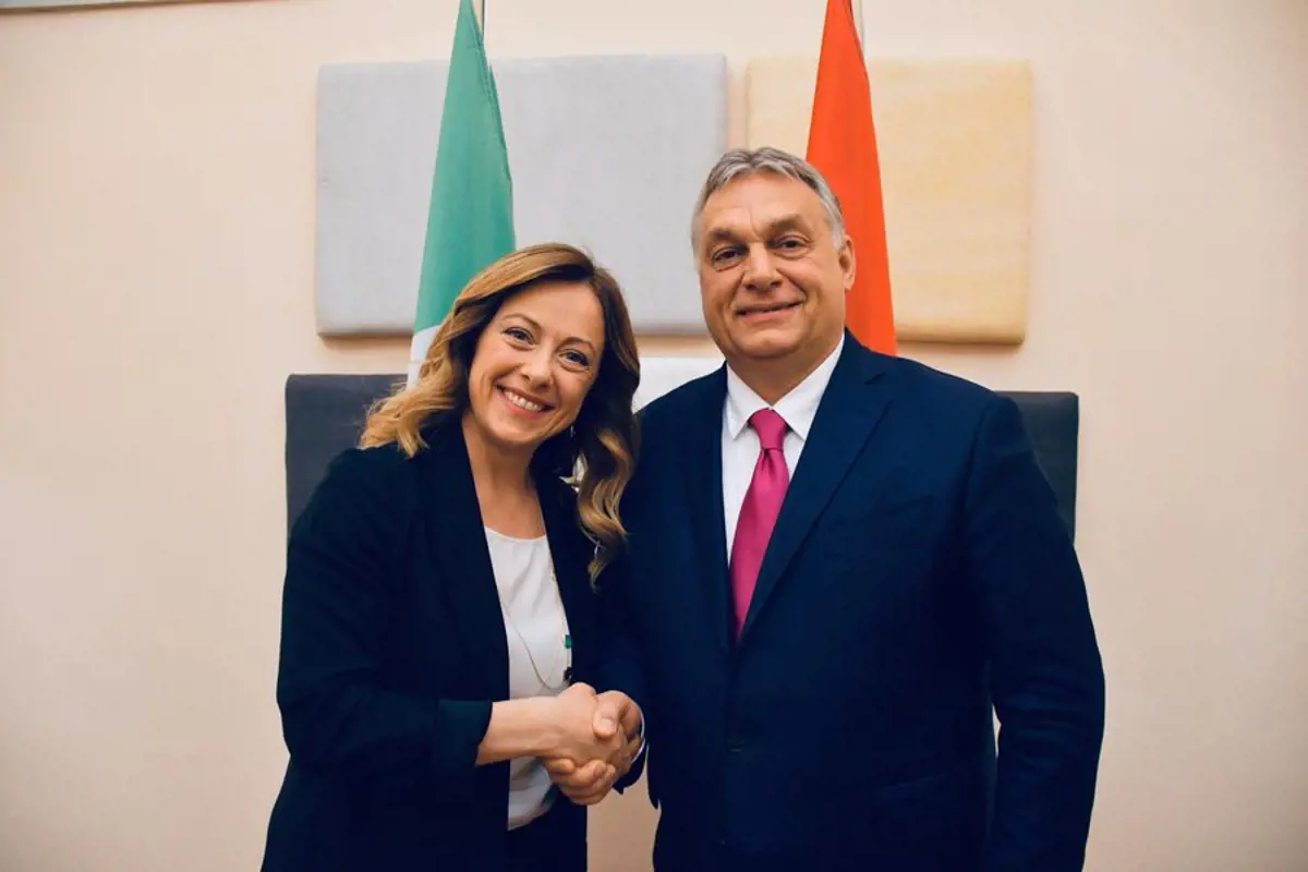 Orbán ismét az Európai Konzervatívok vezetőivel kokettált