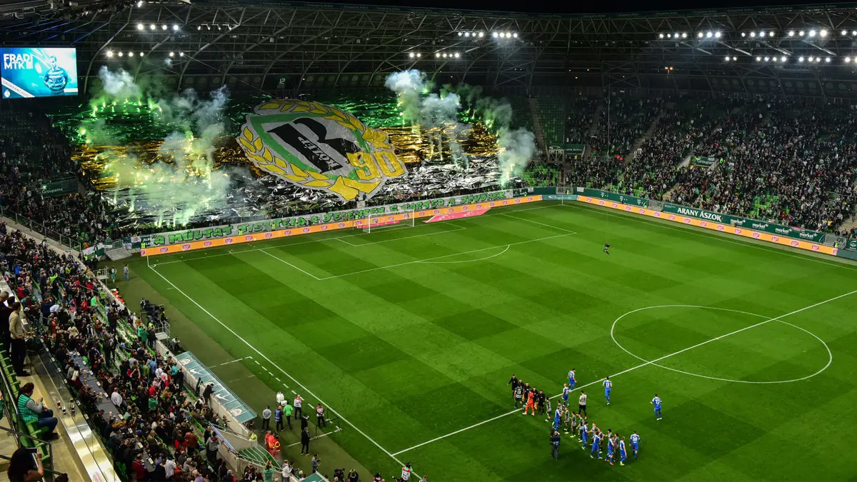 UEFA: a stadionok kapacitásuk 30 százalékáig fogadhatnak nézőket