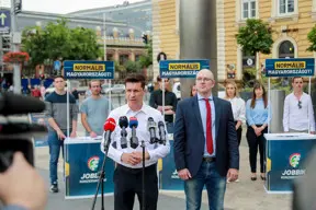 A magyar bérek uniós szintre emelése érdekében megkezdte az aláírásgyűjtést a Jobbik-Konzervatívok