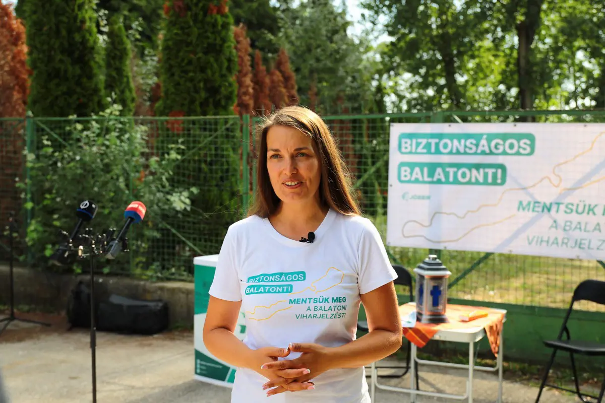 Biztonságos Balatont! címmel aláírásgyűjtésbe kezdett a Jobbik