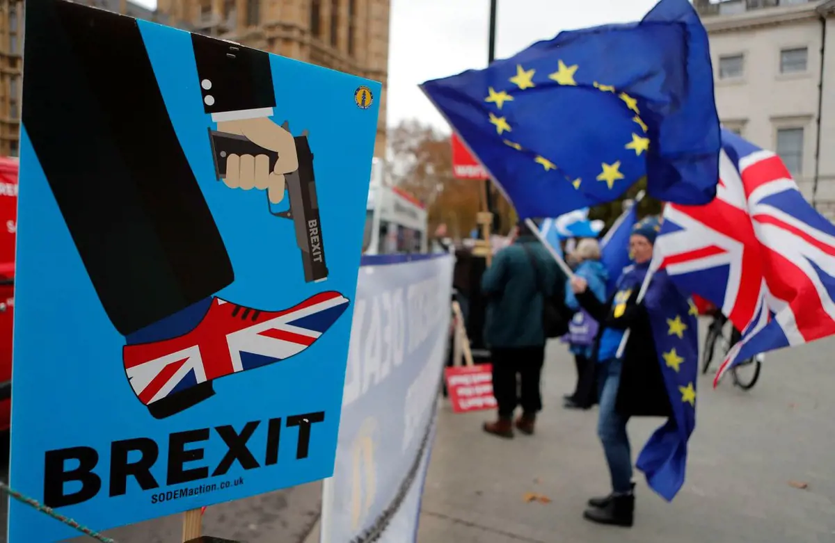 Brexit: nem lesz kilépés a hónap végén