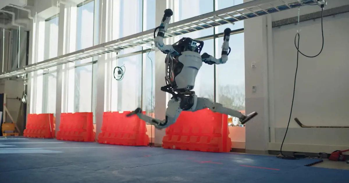 Ez is 2020: robotok táncolnak a Dirty Dancing egyik betétdalára