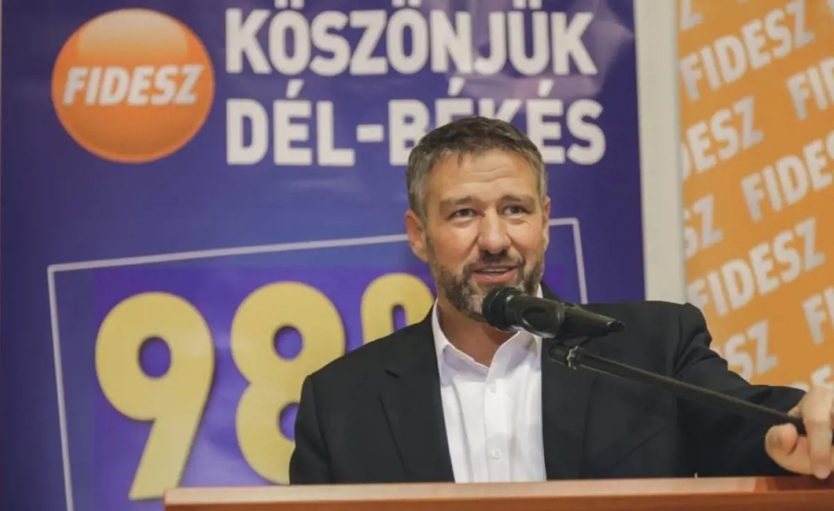 Fideszes vélemény Simonkáról: "puszta pártbeli jelenléte sértő, és visszataszító"