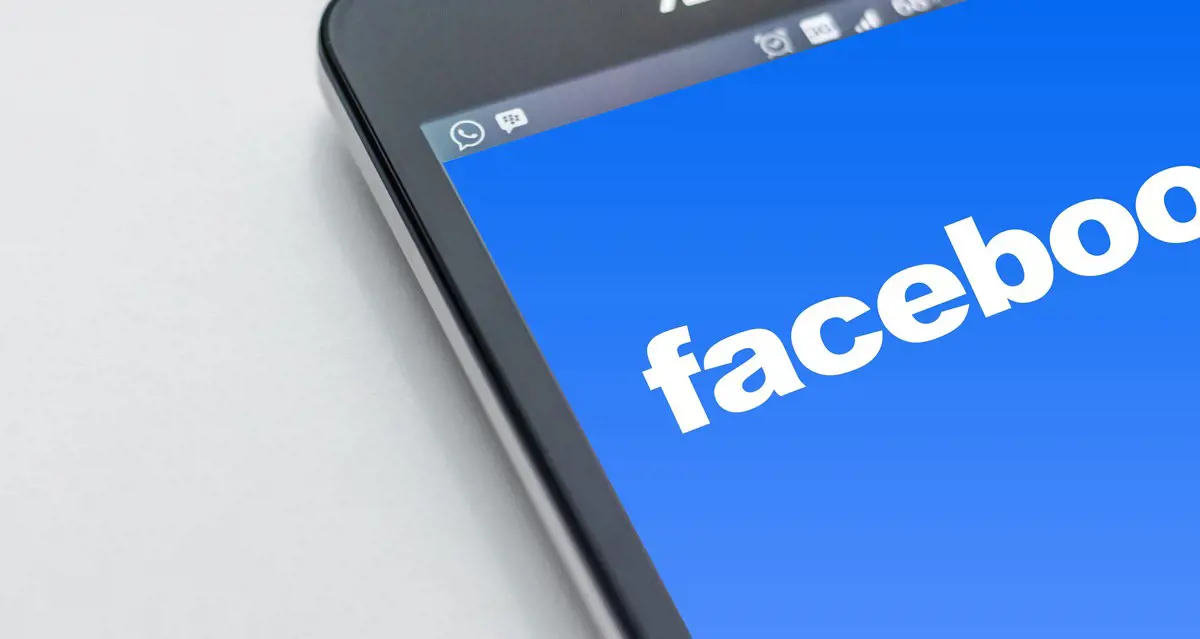 Igazat adott a Kúria a Facebooknak - Eltörölték a Gazdasági Versenyhivatal 1,2 milliárd forintos büntetését