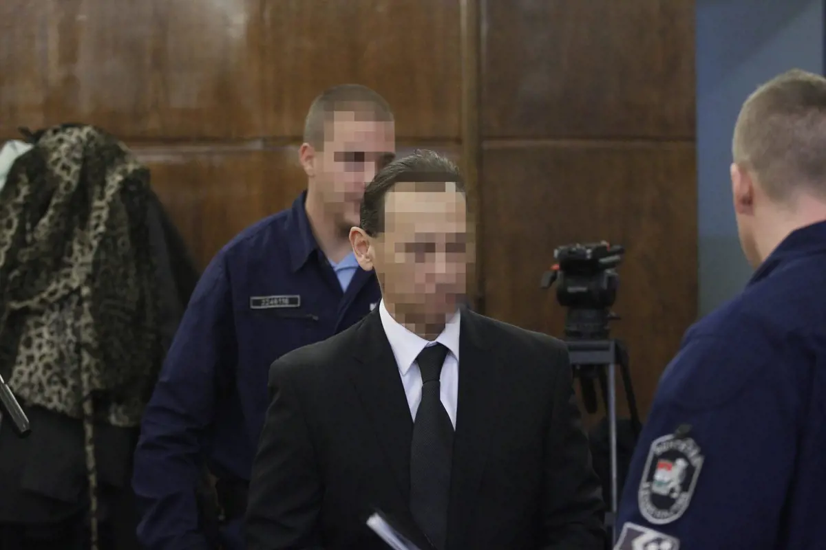 Vizoviczkinál is keményebb büntetést kaptak a megvesztegetett rendőrfőnökök