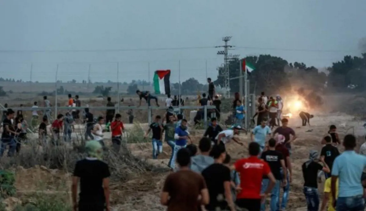 Két fiatal meghalt a gázai övezet határánál történt összecsapásokban