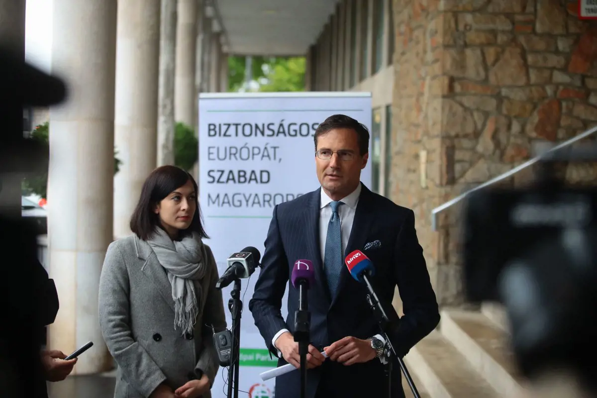 A Jobbik támogatja az ellenzéki magyar EP-képviselők brüsszeli és hazai együttműködését