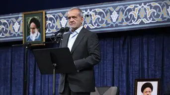 Iráni elnök Emmanuel Macronnak: Irán nem fogja eltűrni az agressziót