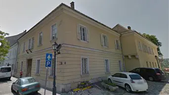 Elvesztette közpénz jellegét a jegybanki alapítvány ingatlanja, majd visszabérelték Matolcsy György fiának cégétől
