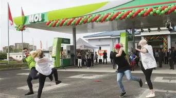 Íme, egy pompás hír a benzinkutakról