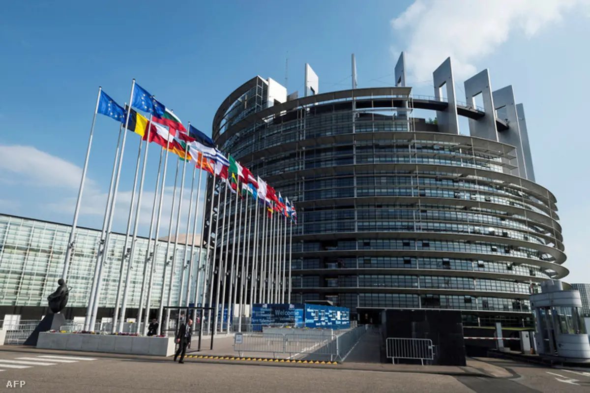 Európai Parlament: fel kell lépni az álhírek ellen