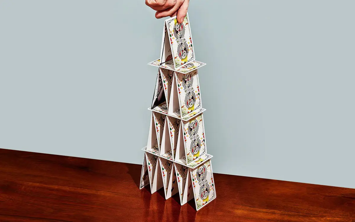 Mintha csak egy politikai thrillert látnánk: erősödő terrorveszély a választási kampány hajrájában