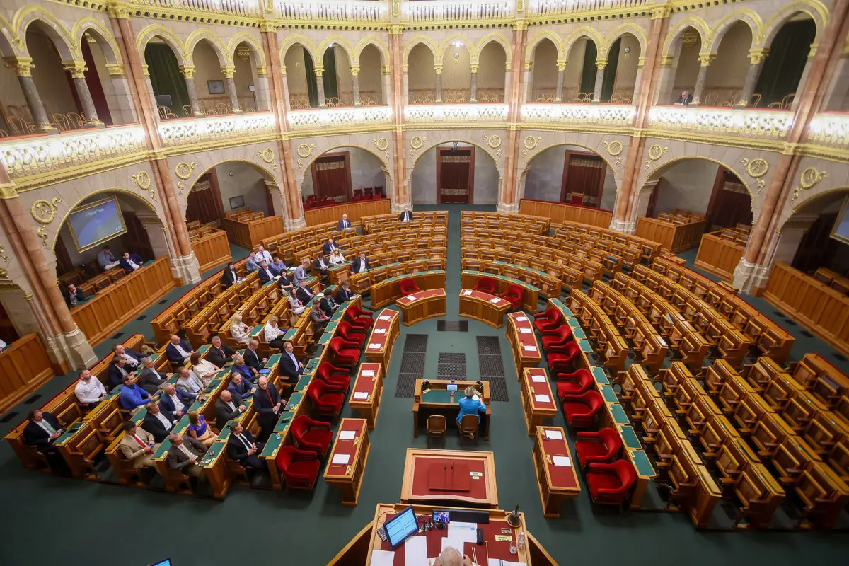 A fideszesek bujkálnak a devizakárosultak elől, de jön a Devizás Igazság Napja