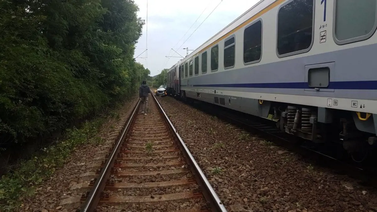 Hárman haltak szörnyet egy vonatbalesetben Kismarosnál